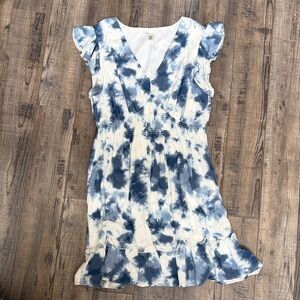 Versona blue and white midi dress